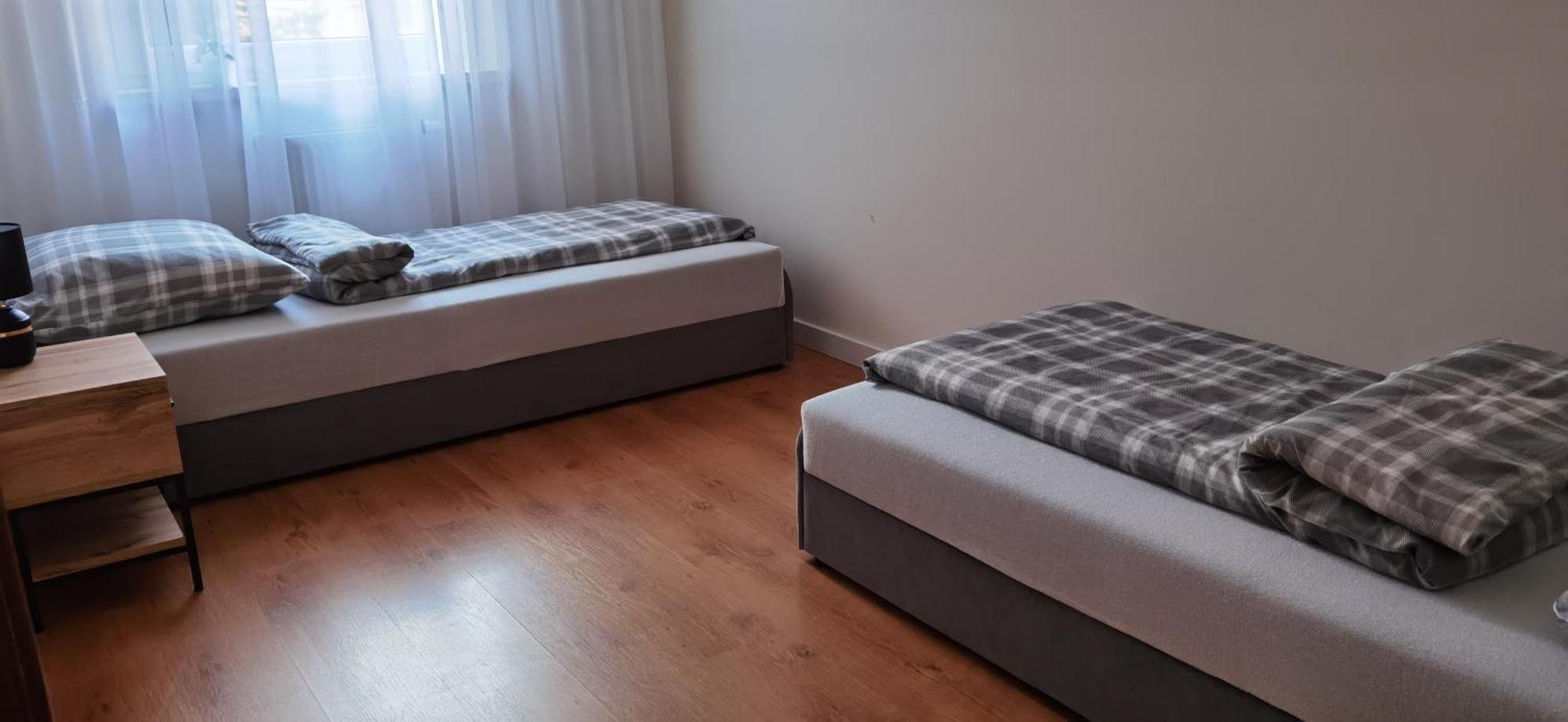 Trzy Szczescia Apartment Жельона Гора Екстериор снимка
